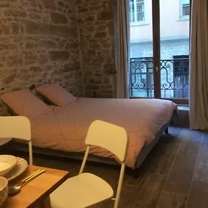 Le Saint-georges Apartment
